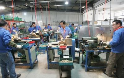 工廠里的“舒適”崗位 輕松工作背后的真相與選擇